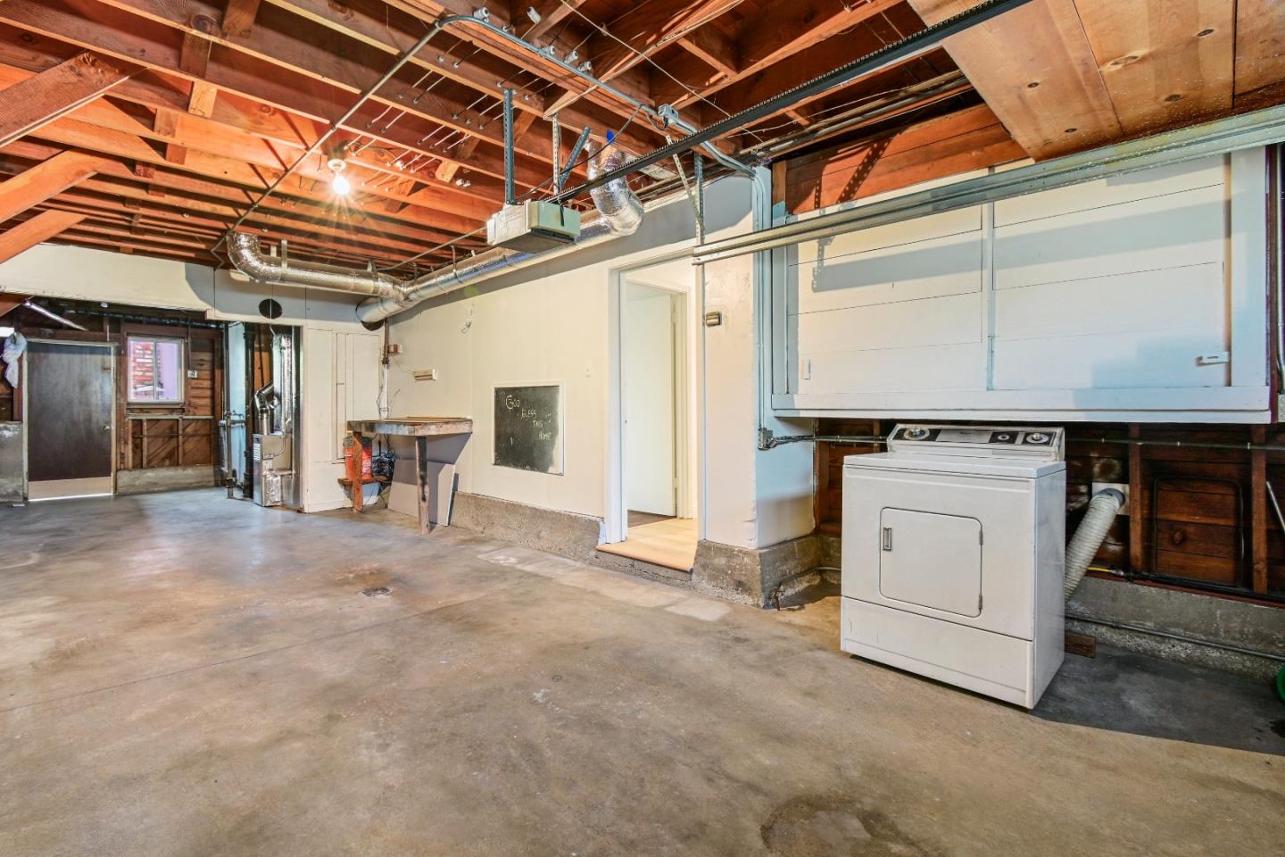 Detail Gallery Image 54 of 63 For 931 Hillside Blvd, Daly City,  CA 94014 - 4 Beds | 1/1 Baths