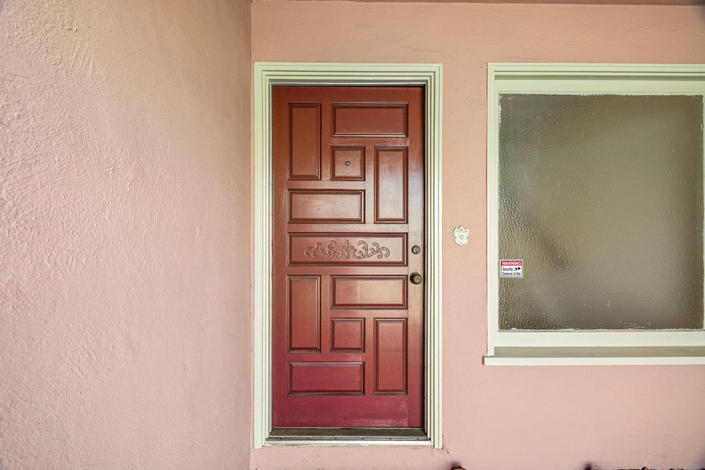 Detail Gallery Image 6 of 63 For 931 Hillside Blvd, Daly City,  CA 94014 - 4 Beds | 1/1 Baths