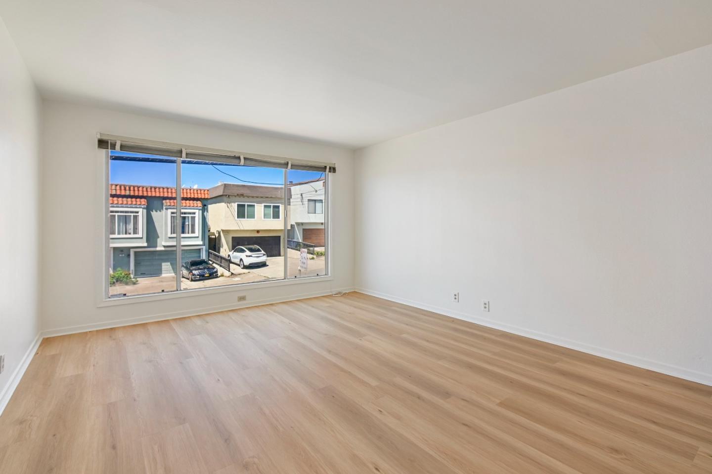Detail Gallery Image 7 of 63 For 931 Hillside Blvd, Daly City,  CA 94014 - 4 Beds | 1/1 Baths