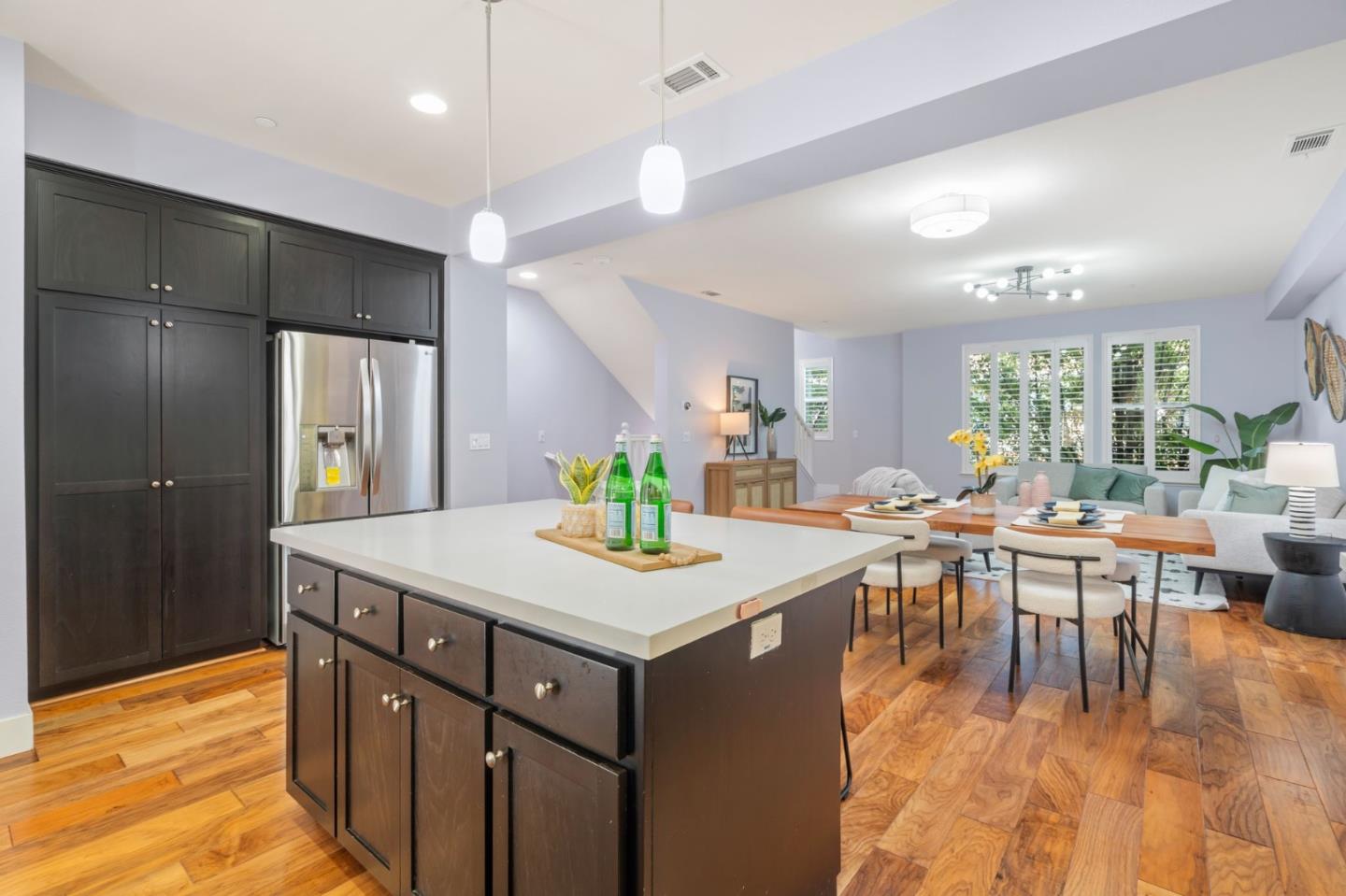 Detail Gallery Image 13 of 36 For 2560 Saffron Way, Mountain View,  CA 94043 - 3 Beds | 3/1 Baths