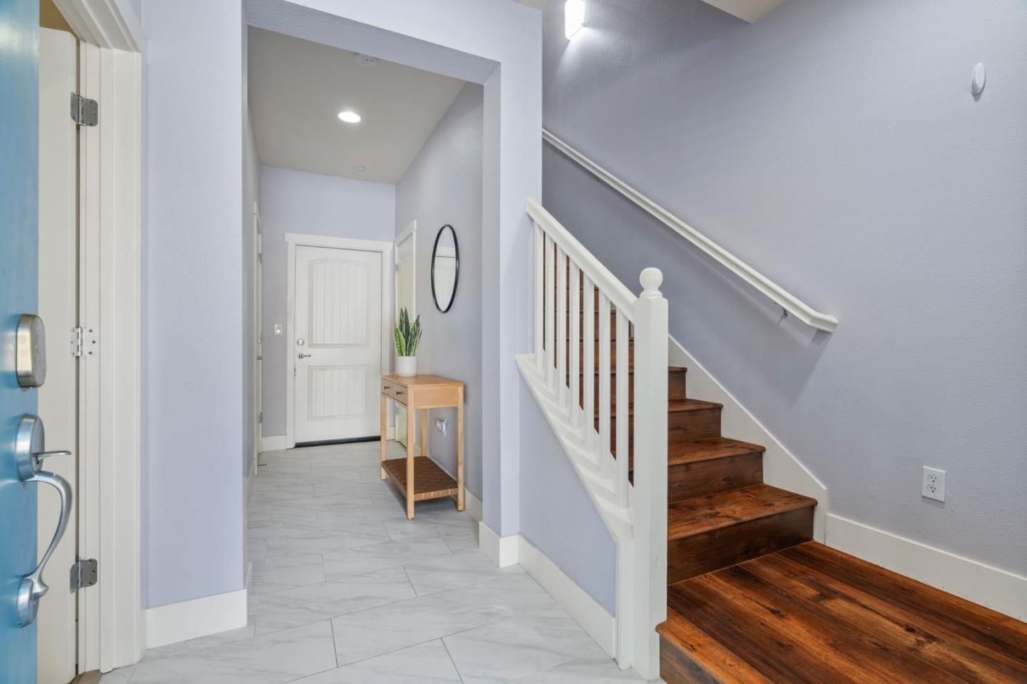 Detail Gallery Image 16 of 36 For 2560 Saffron Way, Mountain View,  CA 94043 - 3 Beds | 3/1 Baths