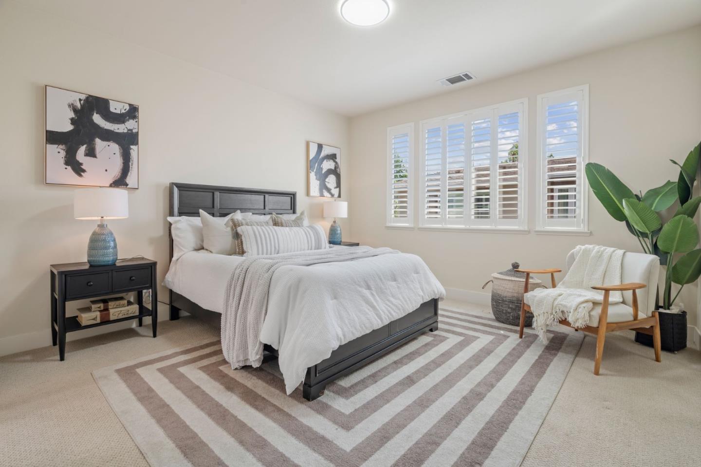 Detail Gallery Image 22 of 36 For 2560 Saffron Way, Mountain View,  CA 94043 - 3 Beds | 3/1 Baths