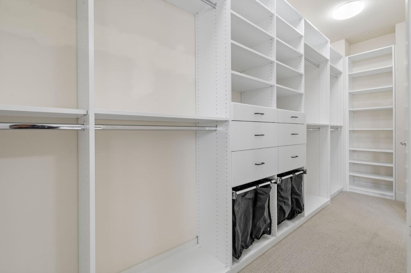 Detail Gallery Image 24 of 36 For 2560 Saffron Way, Mountain View,  CA 94043 - 3 Beds | 3/1 Baths