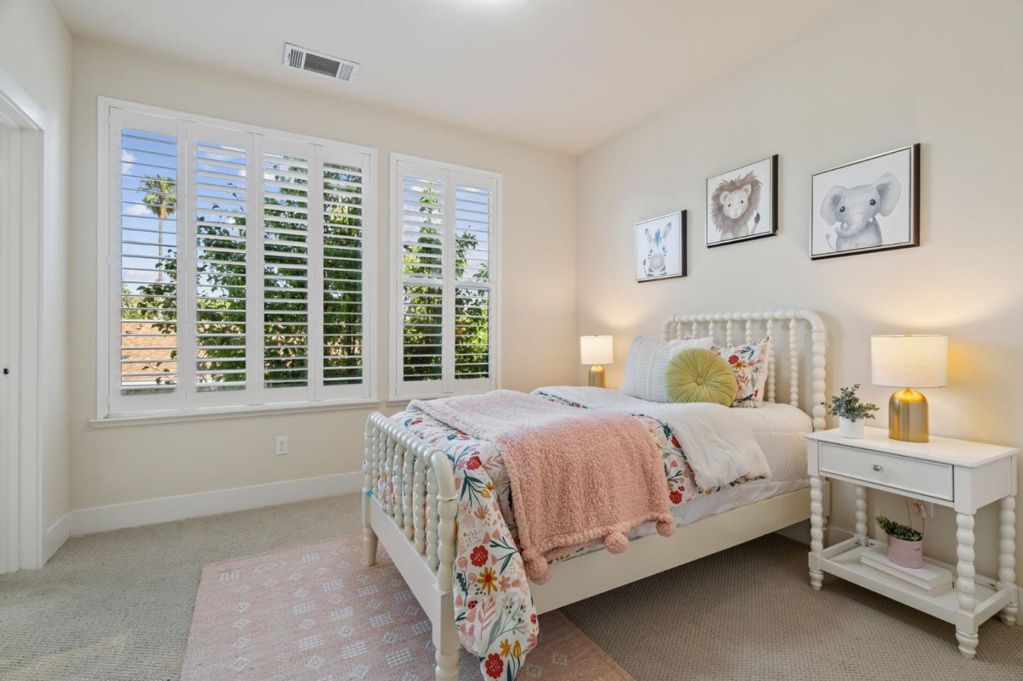 Detail Gallery Image 26 of 36 For 2560 Saffron Way, Mountain View,  CA 94043 - 3 Beds | 3/1 Baths