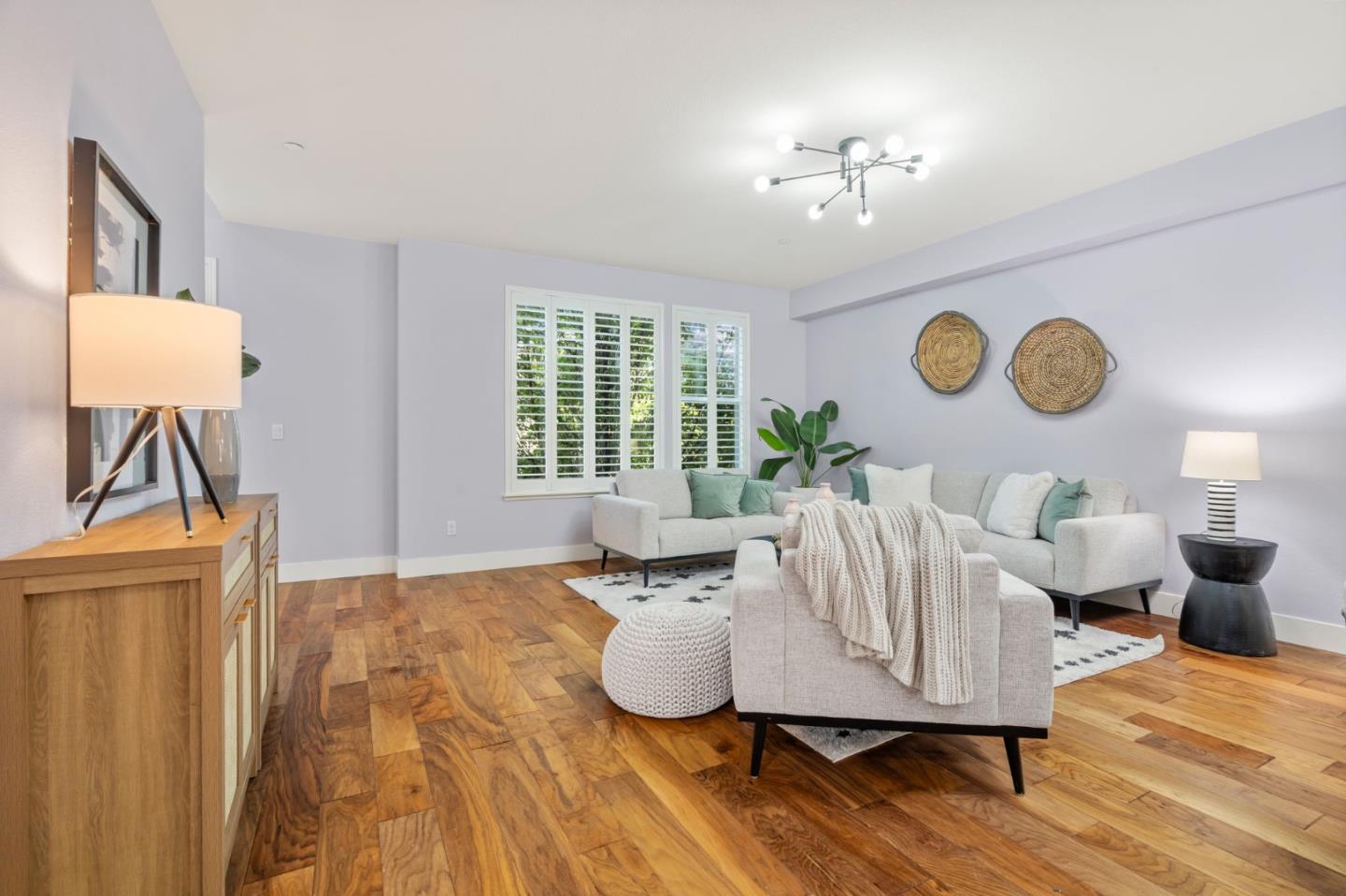 Detail Gallery Image 5 of 36 For 2560 Saffron Way, Mountain View,  CA 94043 - 3 Beds | 3/1 Baths