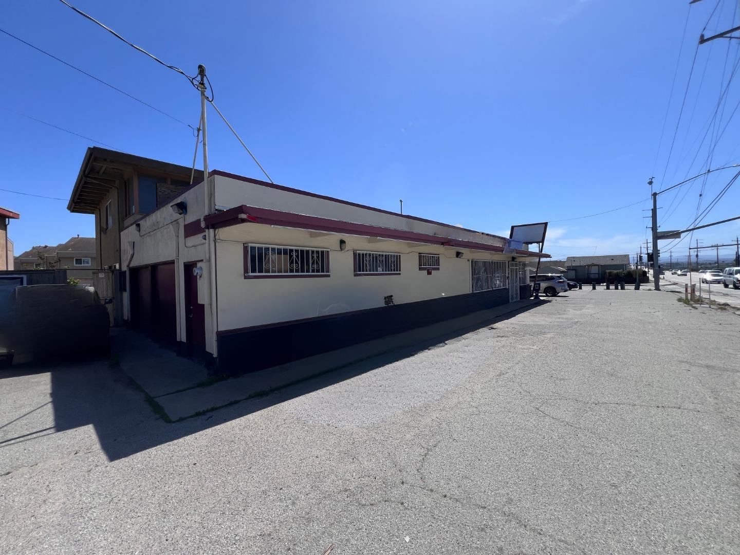 Detail Gallery Image 2 of 2 For 634 Sherwood Dr, Salinas,  CA 93906 - – Beds | – Baths