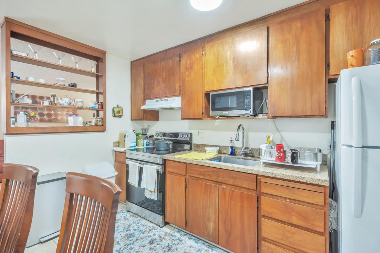Detail Gallery Image 13 of 16 For 132 Santa Helena Ave, San Bruno,  CA 94066 - – Beds | – Baths