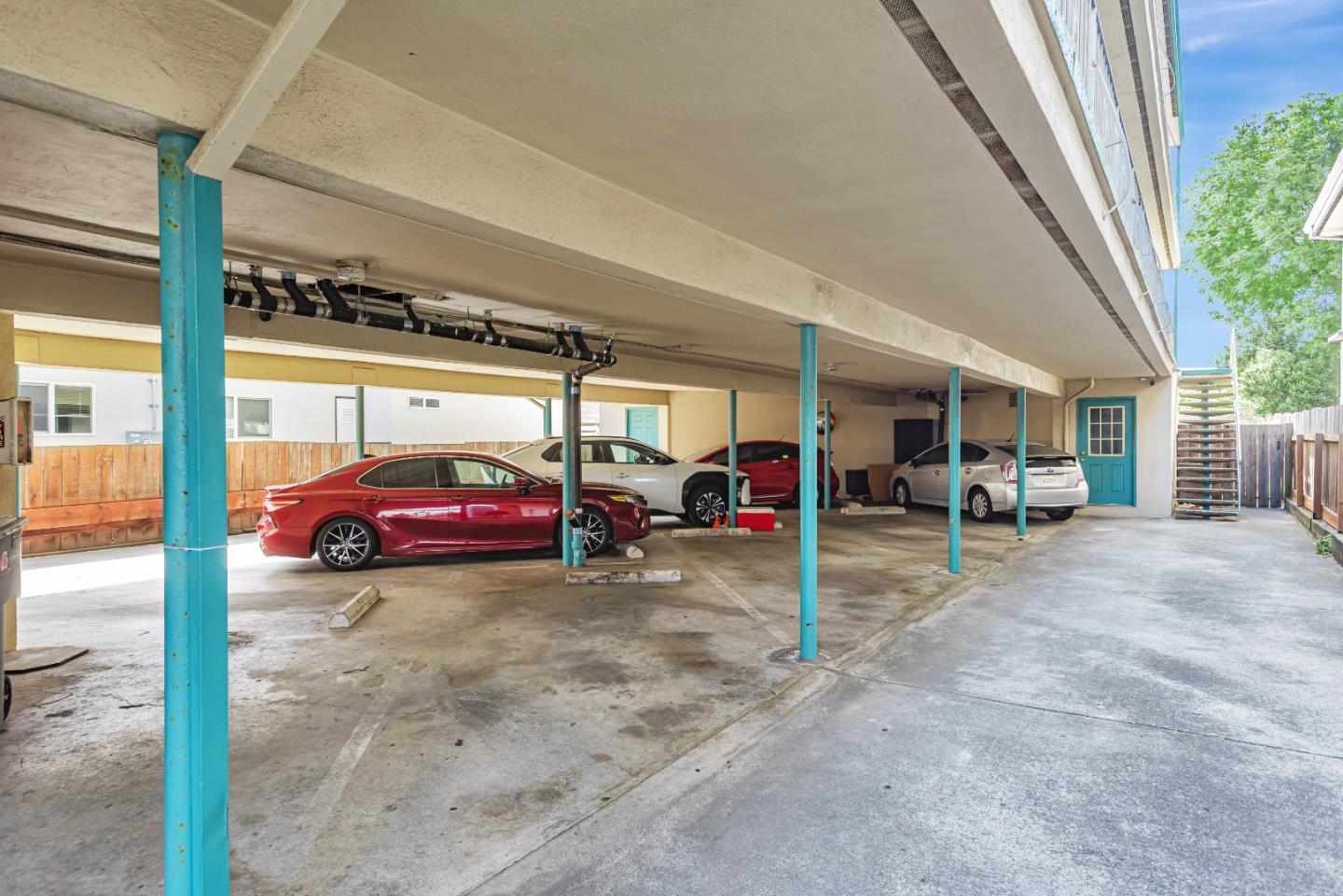 Detail Gallery Image 2 of 16 For 132 Santa Helena Ave, San Bruno,  CA 94066 - – Beds | – Baths