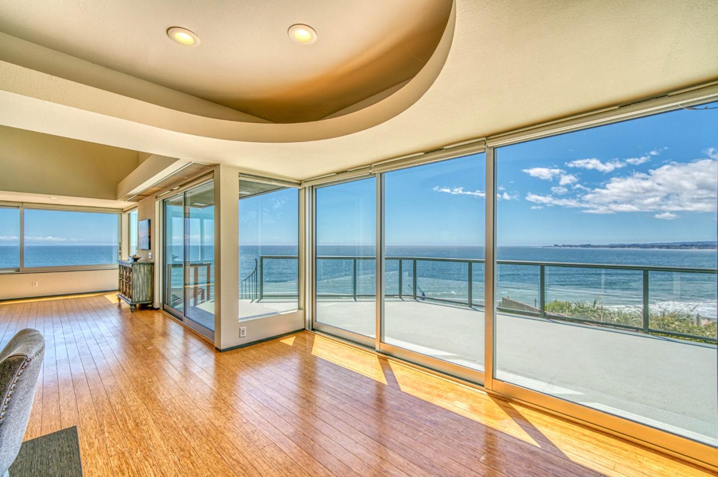 Detail Gallery Image 16 of 69 For 420 Seaview Drive, Aptos,  CA 95003 - 3 Beds | 2/1 Baths