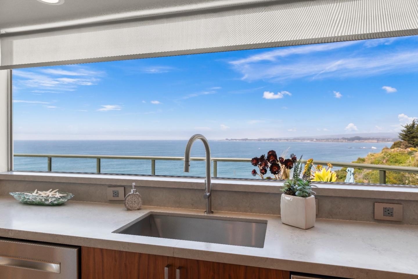 Detail Gallery Image 29 of 69 For 420 Seaview Drive, Aptos,  CA 95003 - 3 Beds | 2/1 Baths