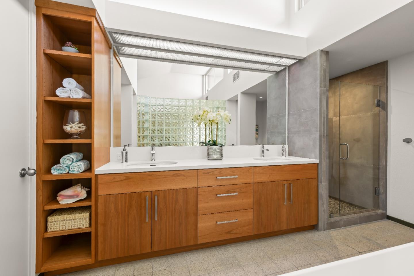 Detail Gallery Image 45 of 69 For 420 Seaview Drive, Aptos,  CA 95003 - 3 Beds | 2/1 Baths