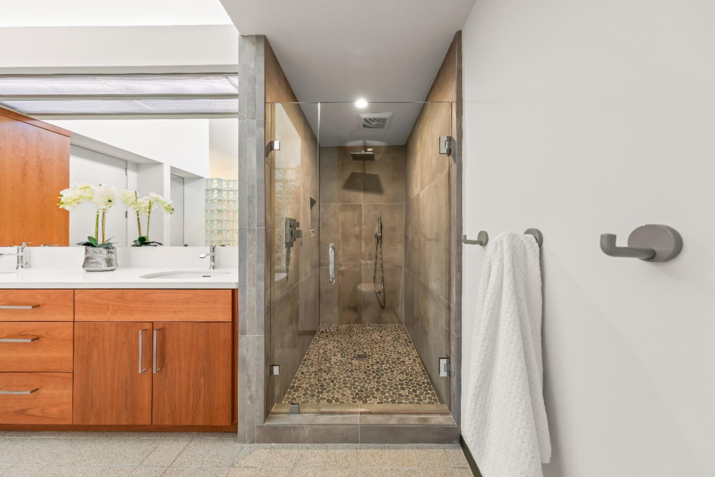 Detail Gallery Image 46 of 69 For 420 Seaview Drive, Aptos,  CA 95003 - 3 Beds | 2/1 Baths