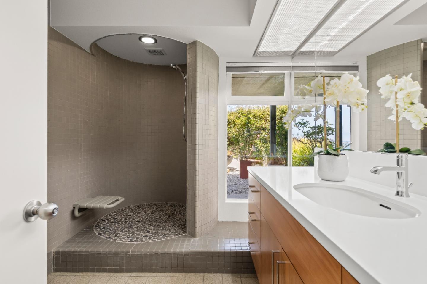 Detail Gallery Image 54 of 69 For 420 Seaview Drive, Aptos,  CA 95003 - 3 Beds | 2/1 Baths