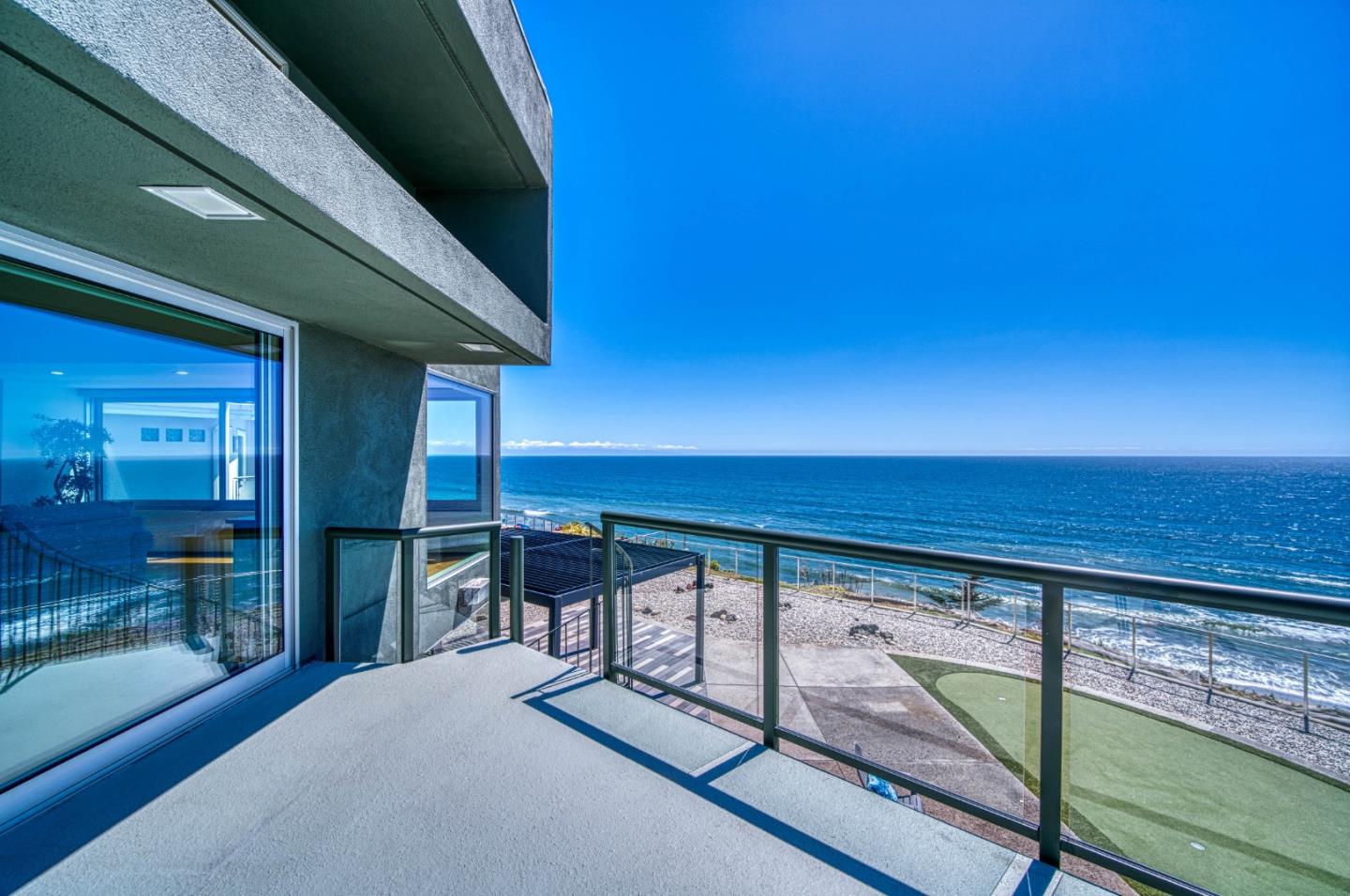 Detail Gallery Image 7 of 69 For 420 Seaview Drive, Aptos,  CA 95003 - 3 Beds | 2/1 Baths