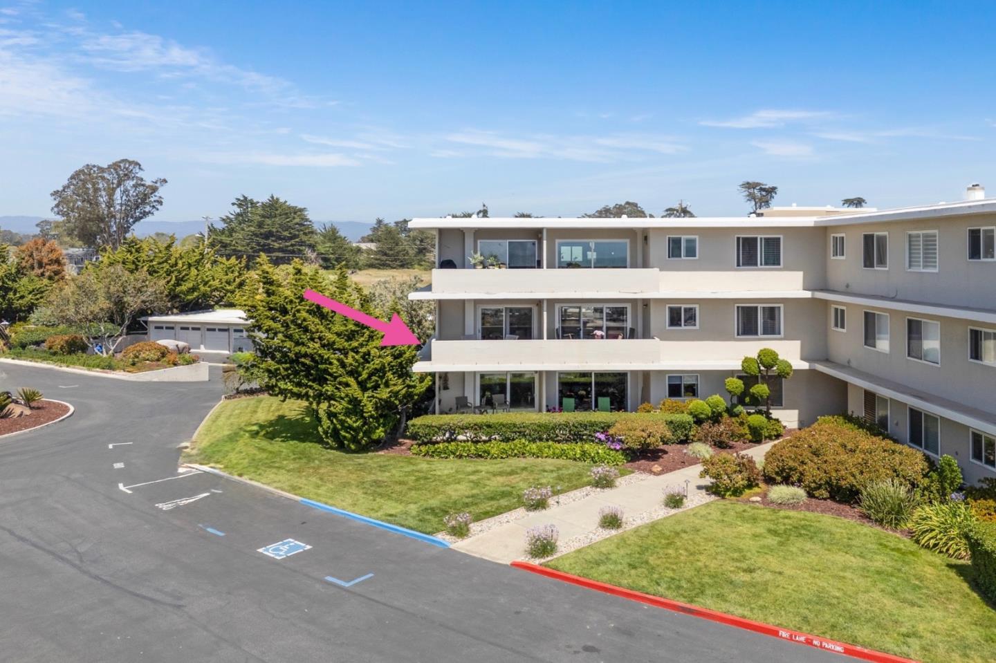 Detail Gallery Image 4 of 38 For 880 West Cliff Dr #9,  Santa Cruz,  CA 95060 - 1 Beds | 1 Baths