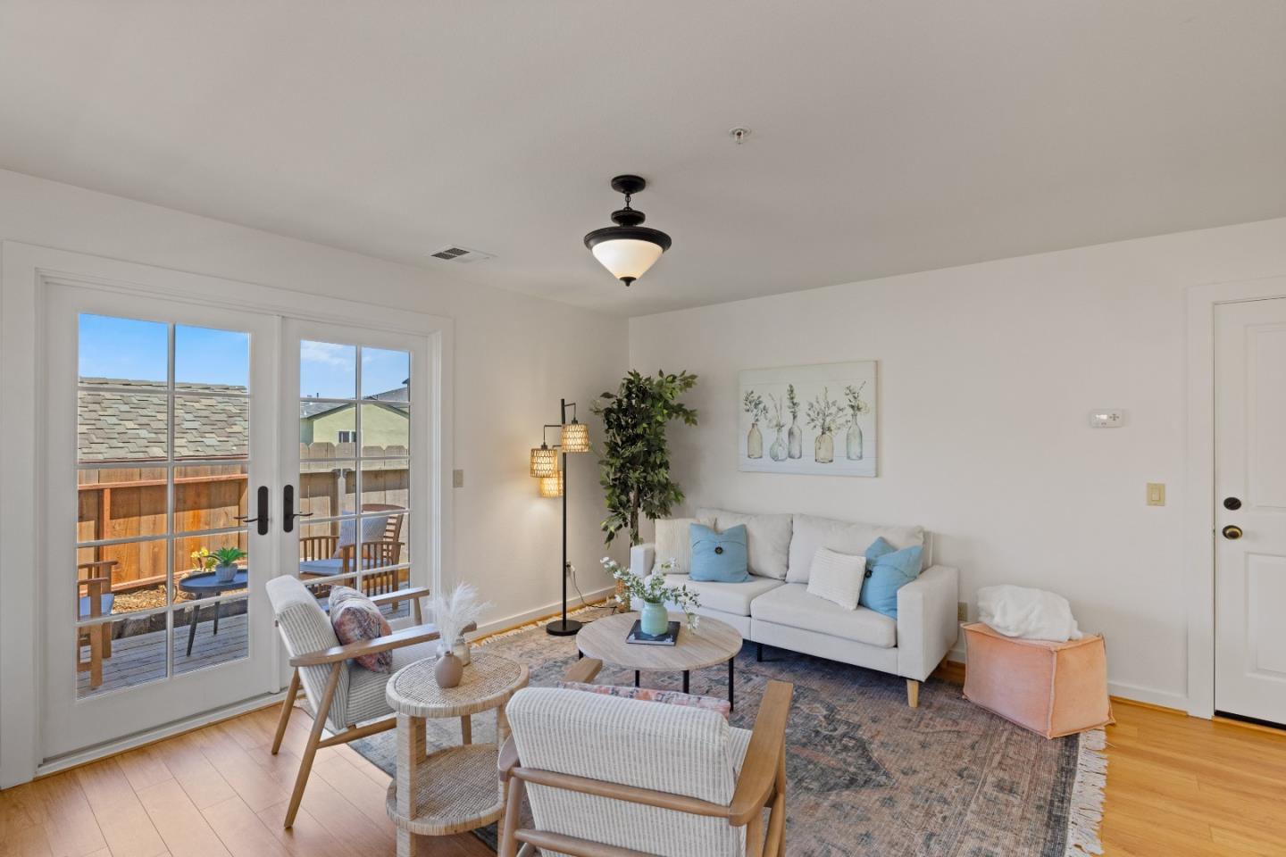 Detail Gallery Image 5 of 23 For 180 Central Ave, Pacific Grove,  CA 93950 - – Beds | – Baths