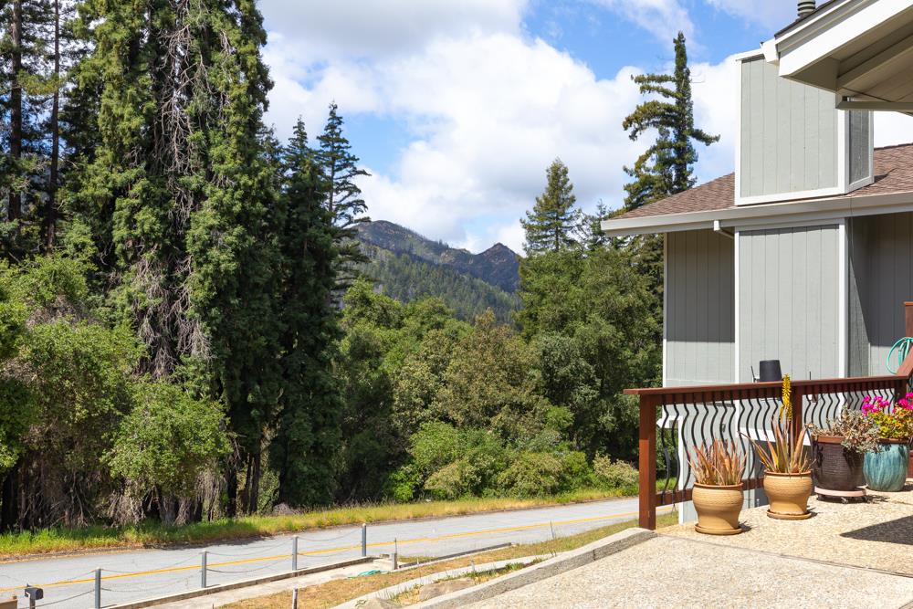 Detail Gallery Image 2 of 42 For 855 E Hilton Dr, Boulder Creek,  CA 95006 - 3 Beds | 2 Baths