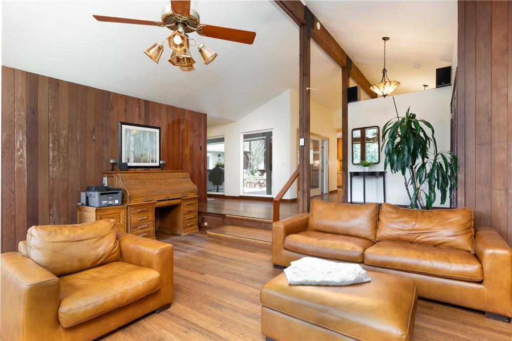 Detail Gallery Image 8 of 42 For 855 E Hilton Dr, Boulder Creek,  CA 95006 - 3 Beds | 2 Baths