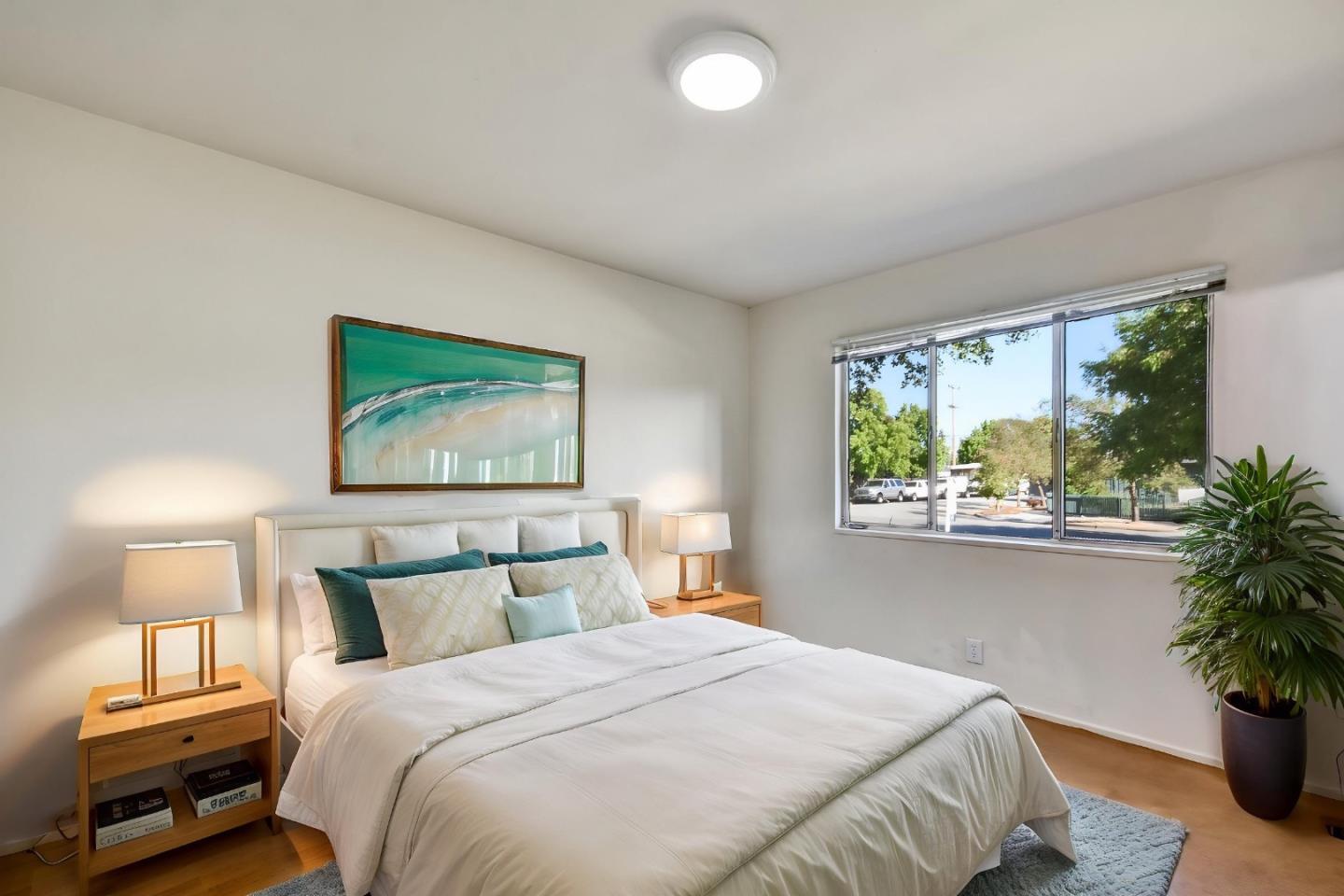 Detail Gallery Image 11 of 22 For 1394 Kimberly Dr, San Jose,  CA 95118 - 3 Beds | 2 Baths