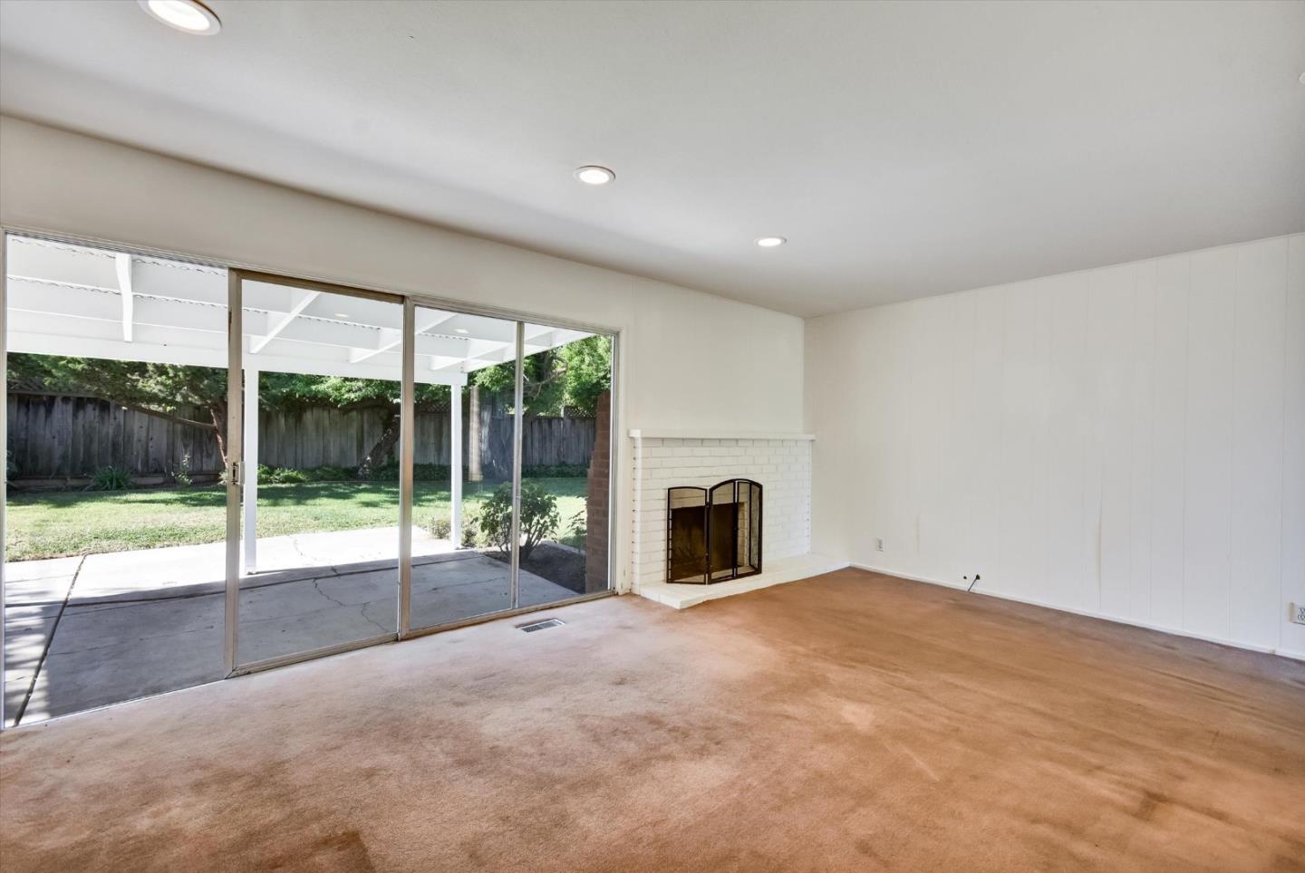 Detail Gallery Image 18 of 22 For 1394 Kimberly Dr, San Jose,  CA 95118 - 3 Beds | 2 Baths