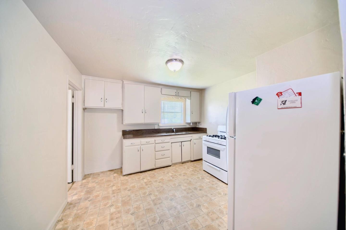 Detail Gallery Image 7 of 19 For 339 San Juan Dr, Modesto,  CA 95354 - 2 Beds | 1 Baths