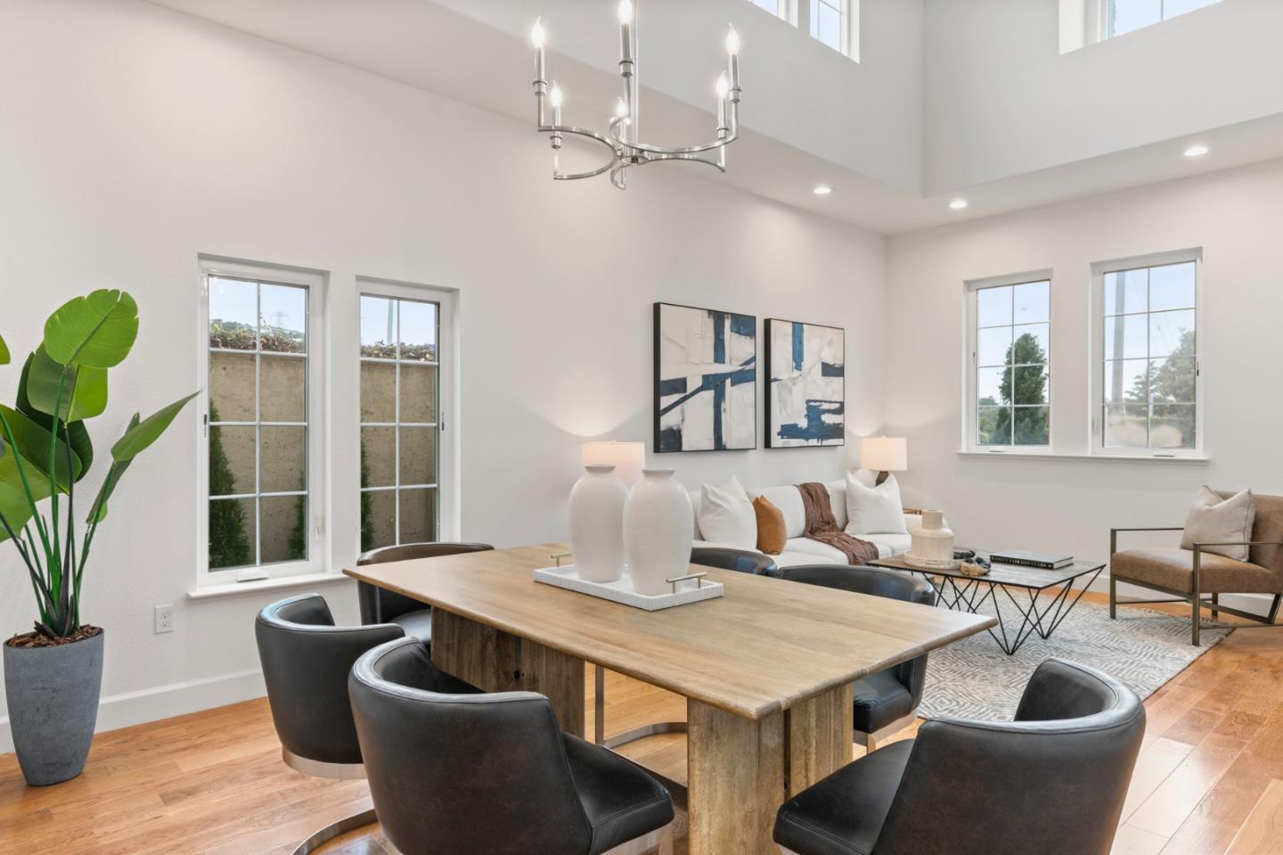Detail Gallery Image 9 of 31 For 832 Skycrest Dr, San Bruno,  CA 94066 - 4 Beds | 3 Baths