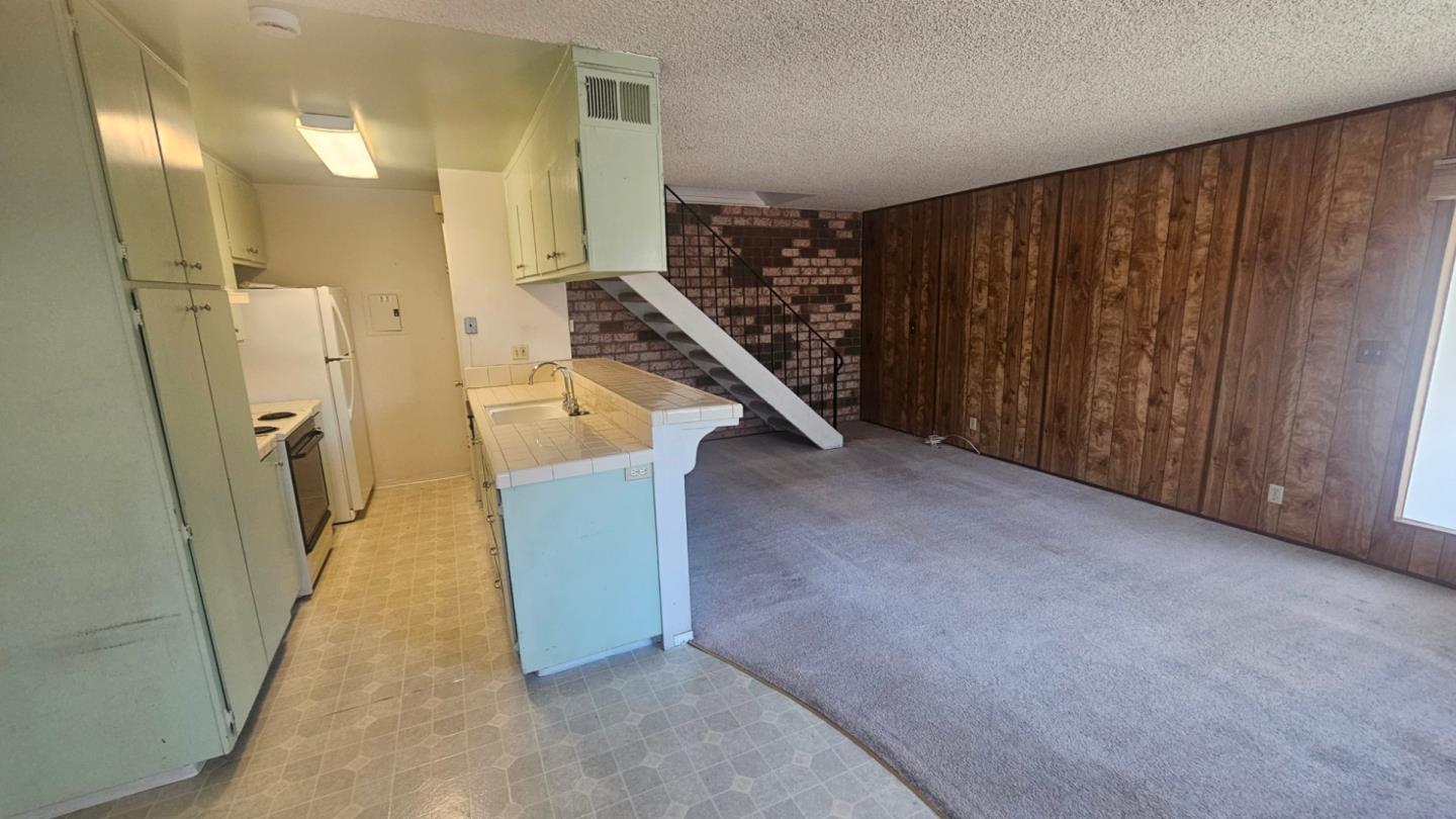 Detail Gallery Image 3 of 10 For 5474 Tradewinds Wkwy #2,  San Jose,  CA 95123 - 2 Beds | 1 Baths