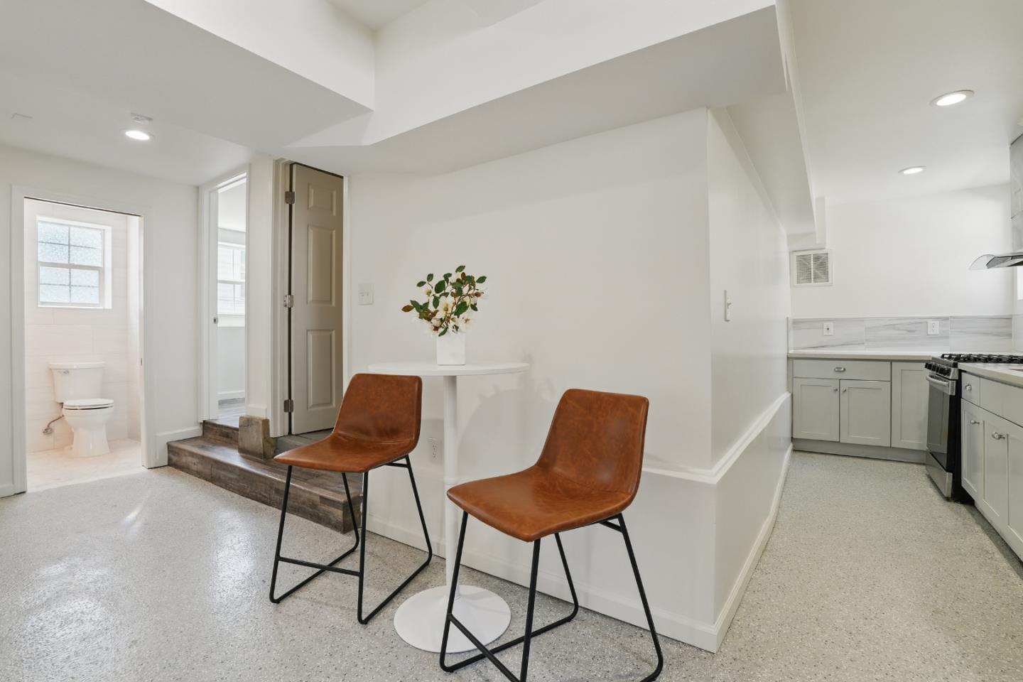 Detail Gallery Image 25 of 46 For 2408 Bartlett St, Oakland,  CA 94601 - – Beds | – Baths