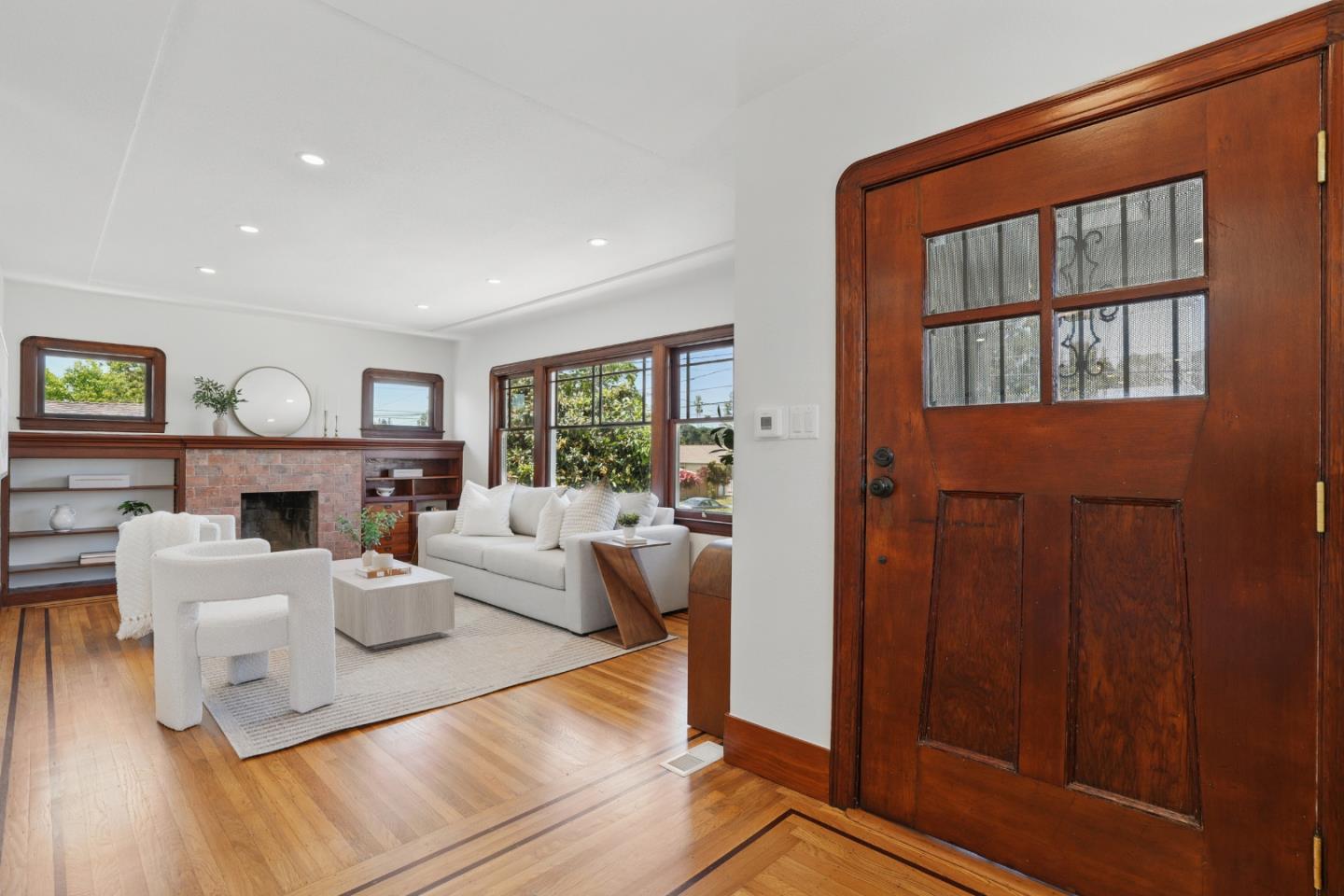 Detail Gallery Image 7 of 46 For 2408 Bartlett St, Oakland,  CA 94601 - – Beds | – Baths