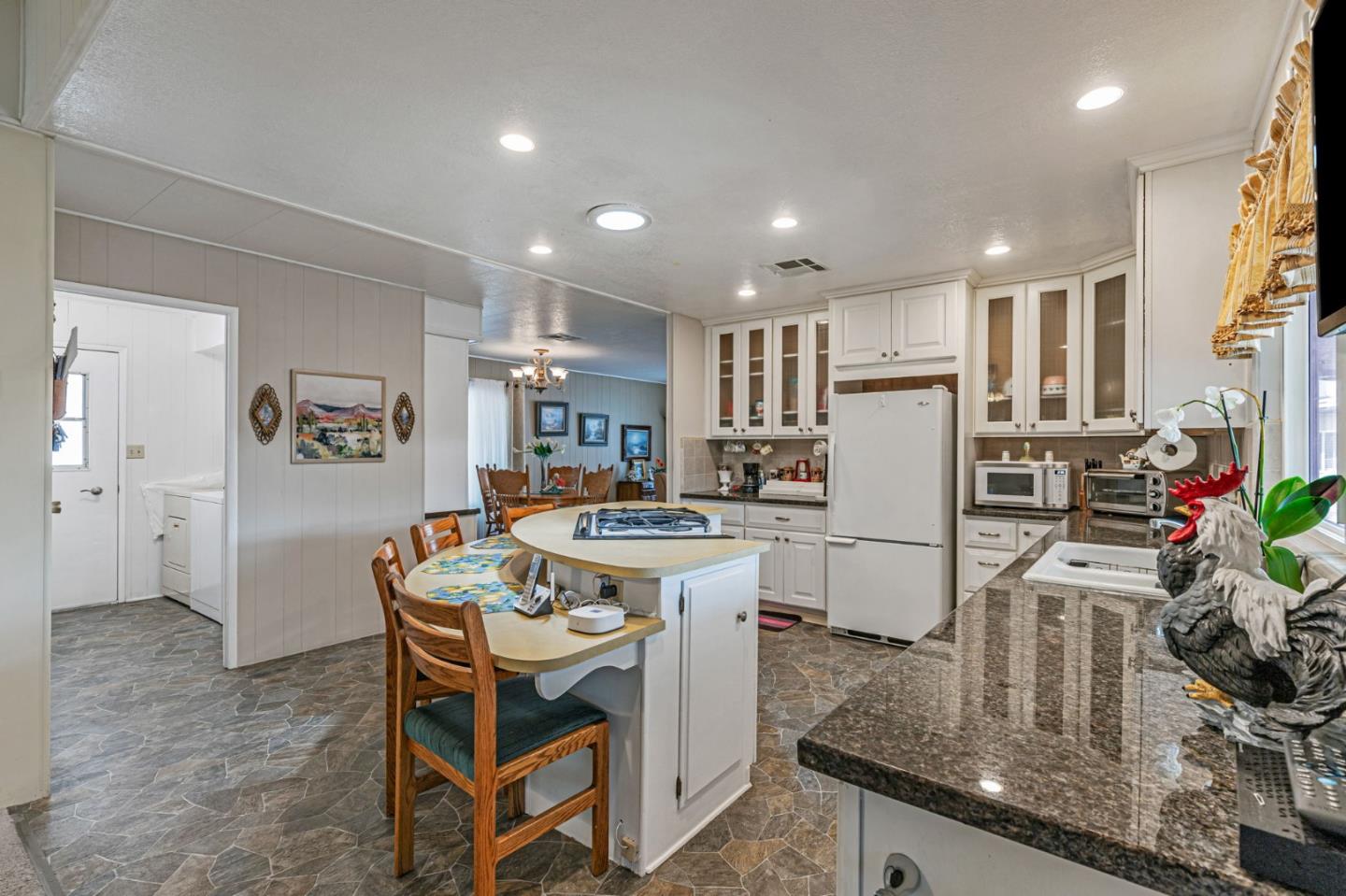 Detail Gallery Image 13 of 43 For 275 Burnett Ave #171,  Morgan Hill,  CA 95037 - 2 Beds | 2 Baths