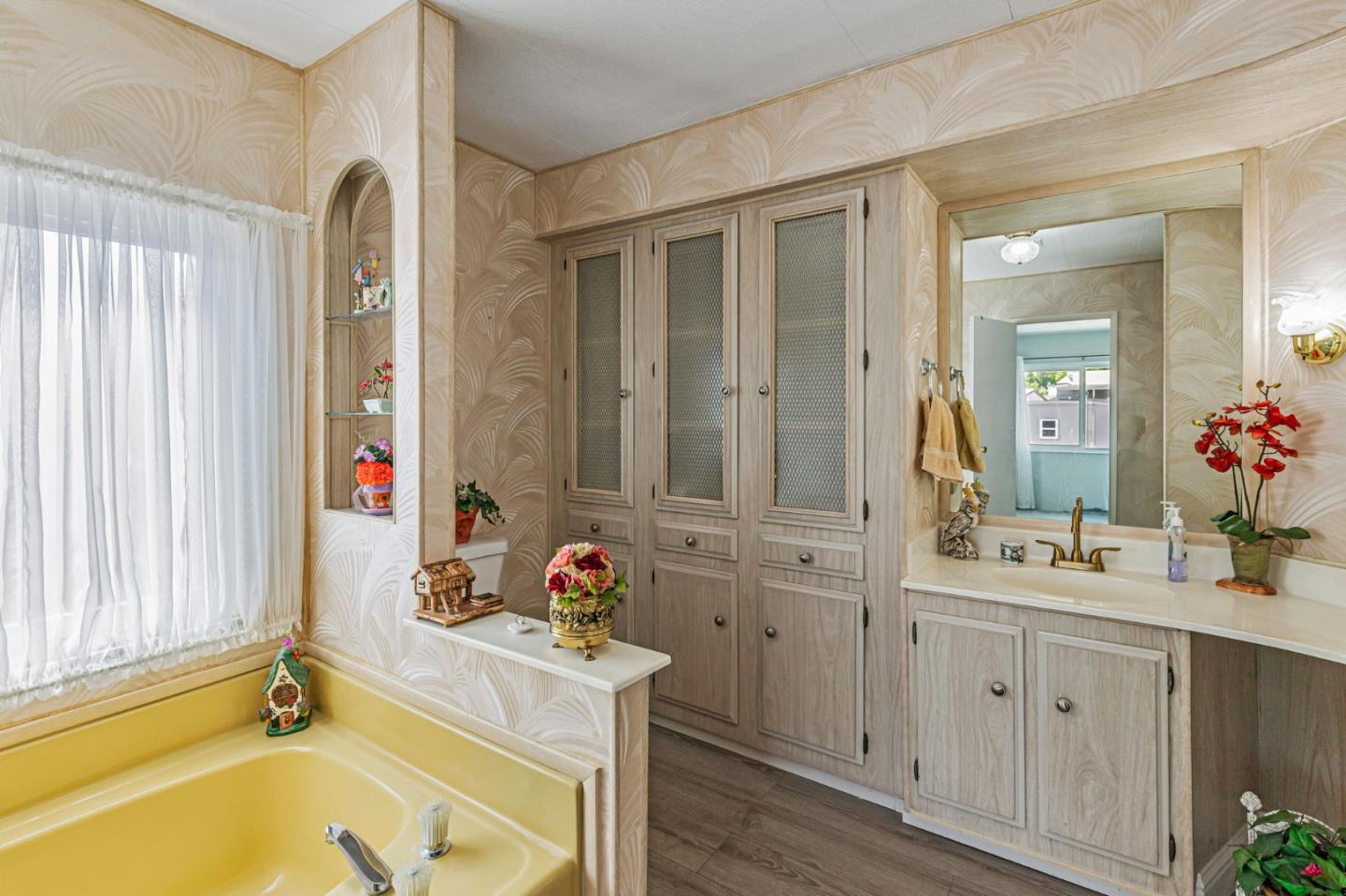 Detail Gallery Image 27 of 43 For 275 Burnett Ave #171,  Morgan Hill,  CA 95037 - 2 Beds | 2 Baths