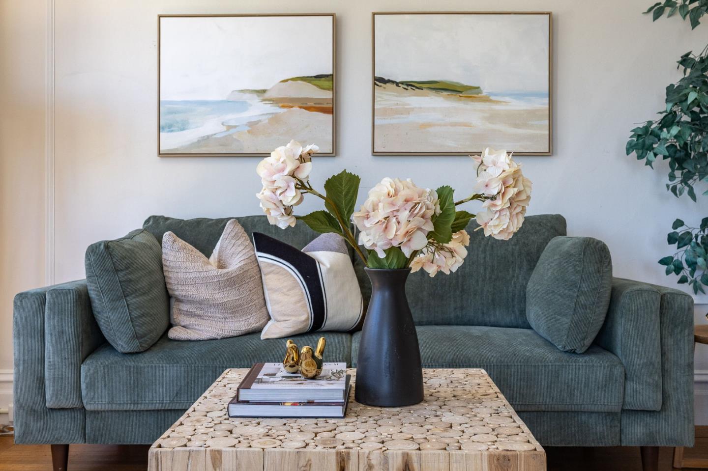 Detail Gallery Image 15 of 88 For 806-810 Union St, San Francisco,  CA 94133 - – Beds | – Baths