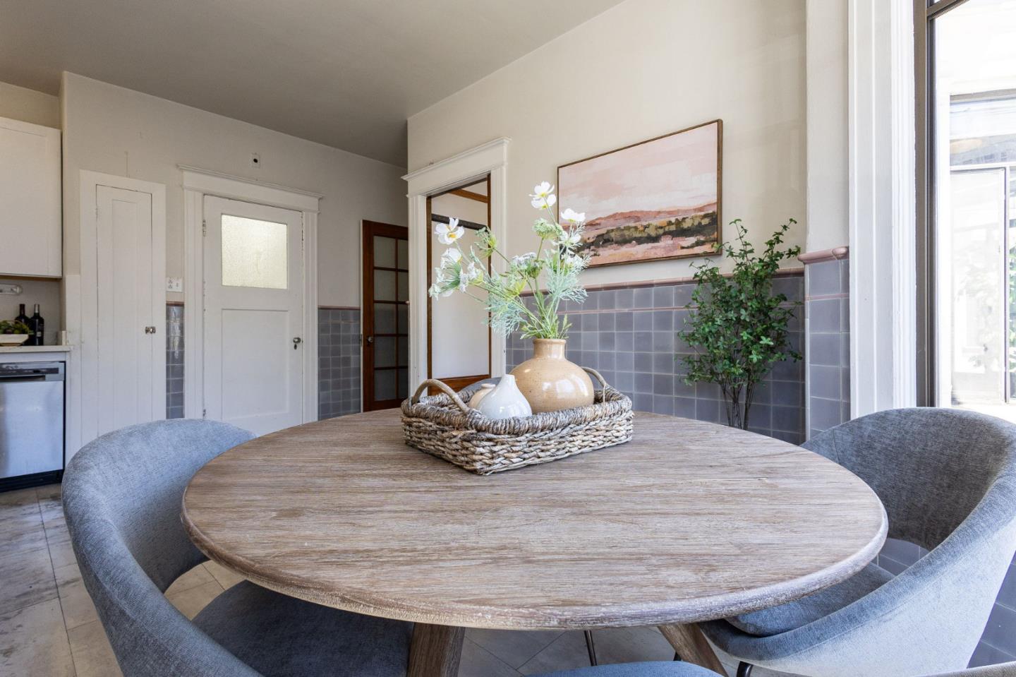 Detail Gallery Image 25 of 88 For 806-810 Union St, San Francisco,  CA 94133 - – Beds | – Baths