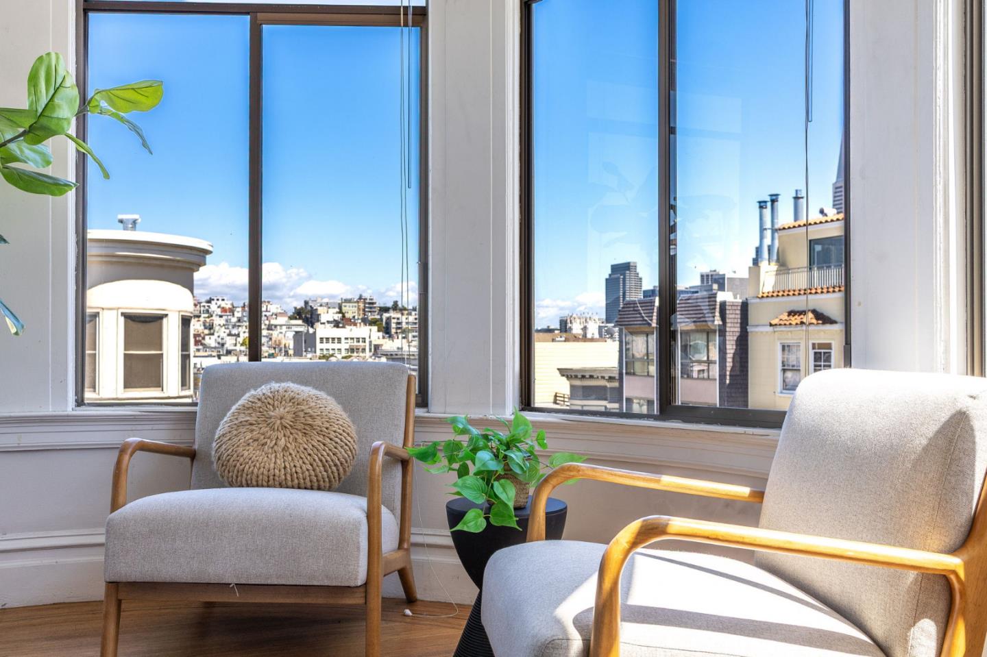 Detail Gallery Image 39 of 88 For 806-810 Union St, San Francisco,  CA 94133 - – Beds | – Baths