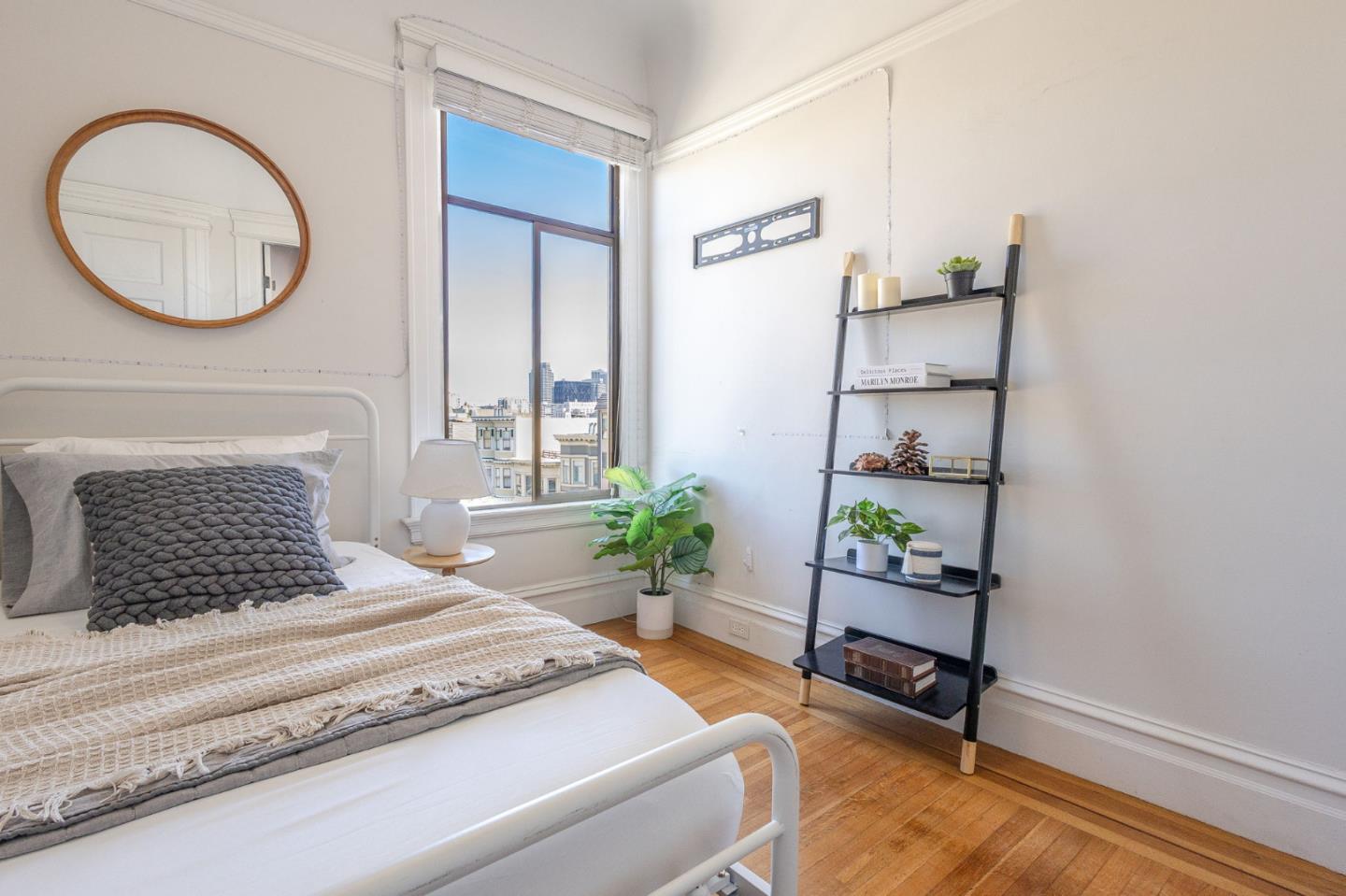 Detail Gallery Image 44 of 88 For 806-810 Union St, San Francisco,  CA 94133 - – Beds | – Baths