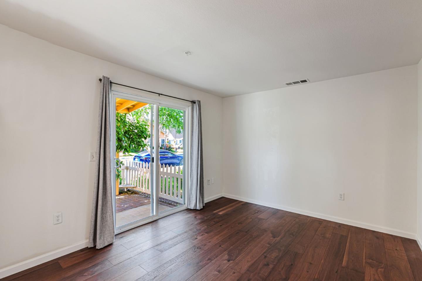 Detail Gallery Image 15 of 67 For 1554 Rosette Way, Gilroy,  CA 95020 - 3 Beds | 2 Baths