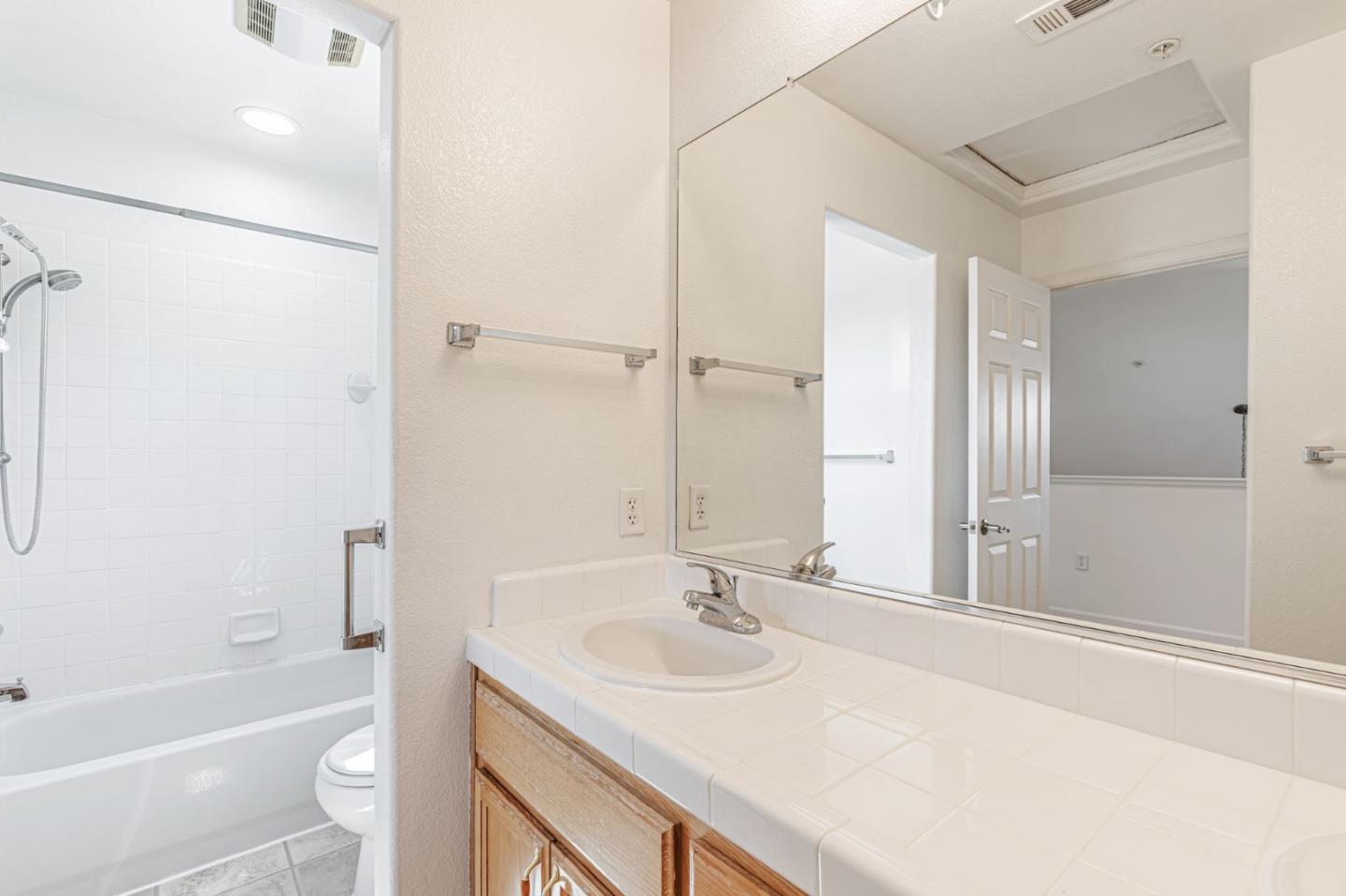 Detail Gallery Image 30 of 67 For 1554 Rosette Way, Gilroy,  CA 95020 - 3 Beds | 2 Baths