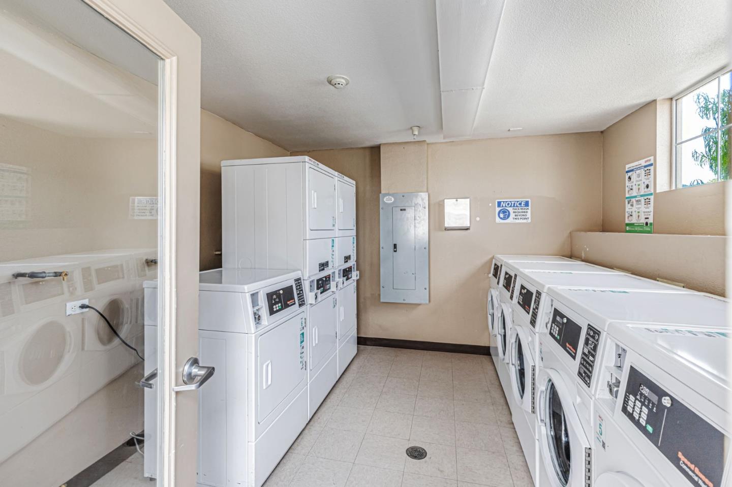 Detail Gallery Image 39 of 67 For 1554 Rosette Way, Gilroy,  CA 95020 - 3 Beds | 2 Baths