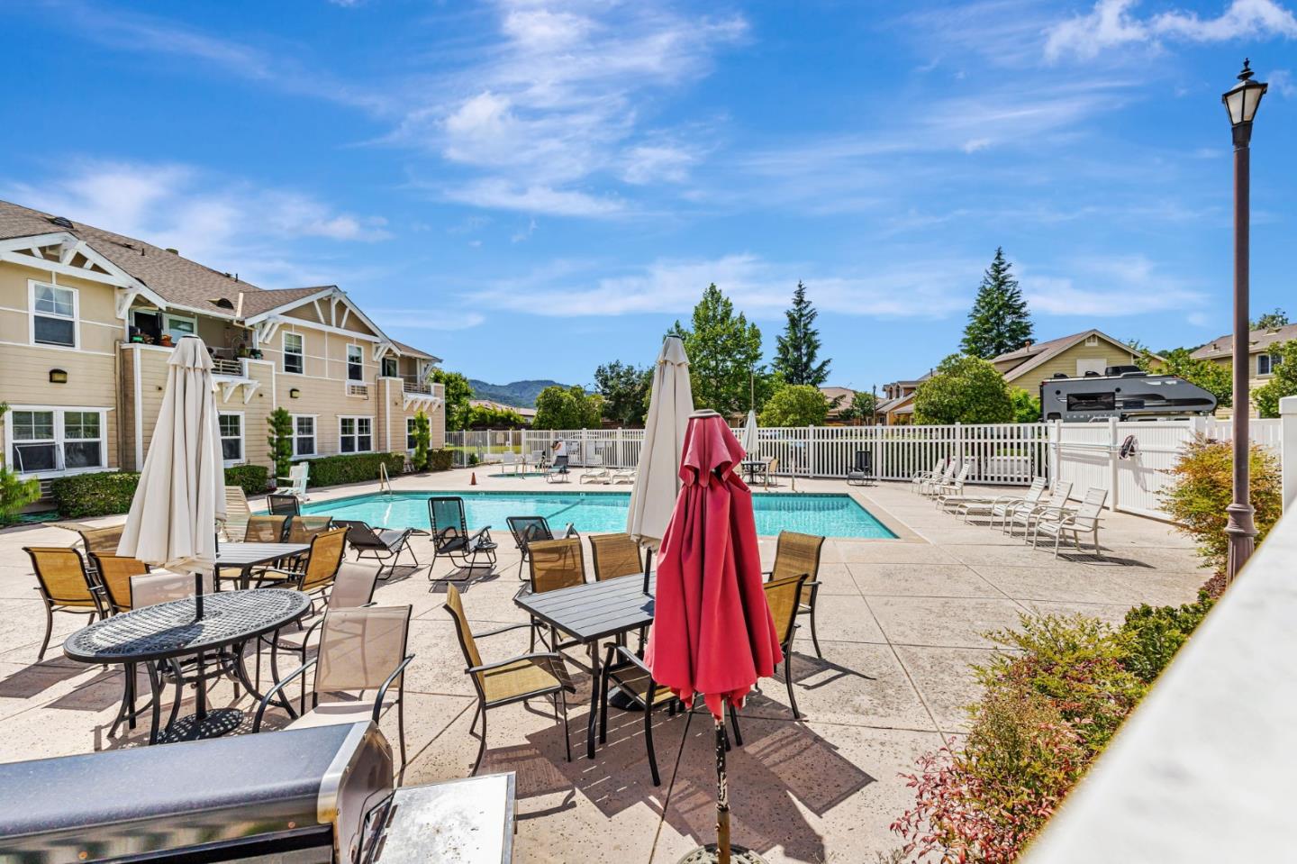 Detail Gallery Image 40 of 67 For 1554 Rosette Way, Gilroy,  CA 95020 - 3 Beds | 2 Baths