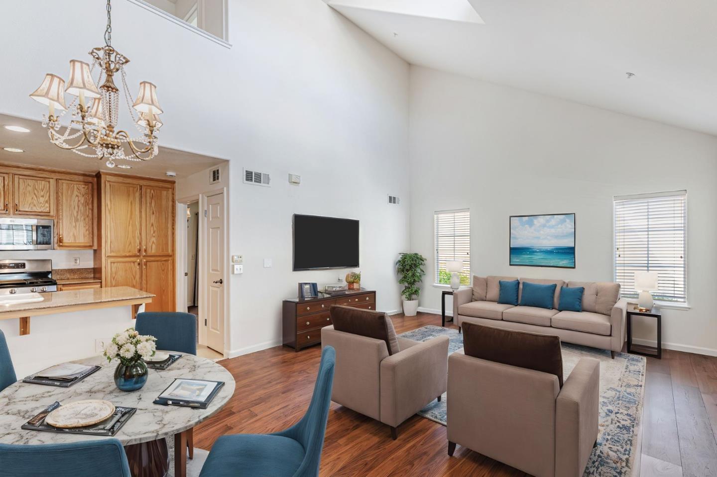 Detail Gallery Image 7 of 67 For 1554 Rosette Way, Gilroy,  CA 95020 - 3 Beds | 2 Baths
