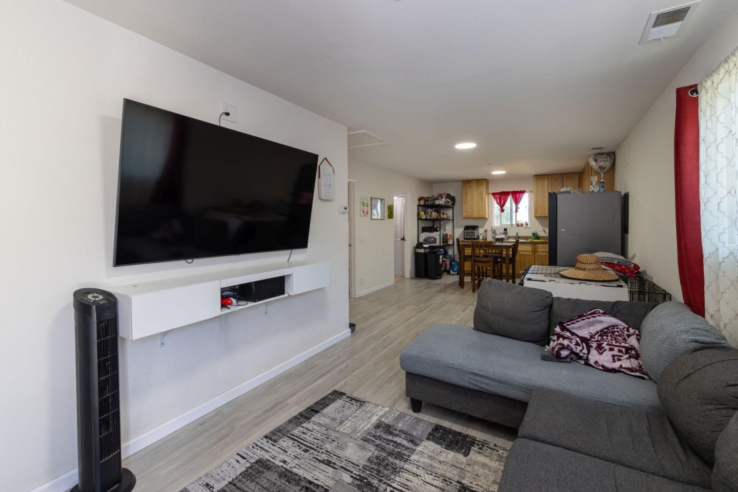 Detail Gallery Image 15 of 22 For 217-219 Calabasas Rd, Watsonville,  CA 95076 - – Beds | – Baths