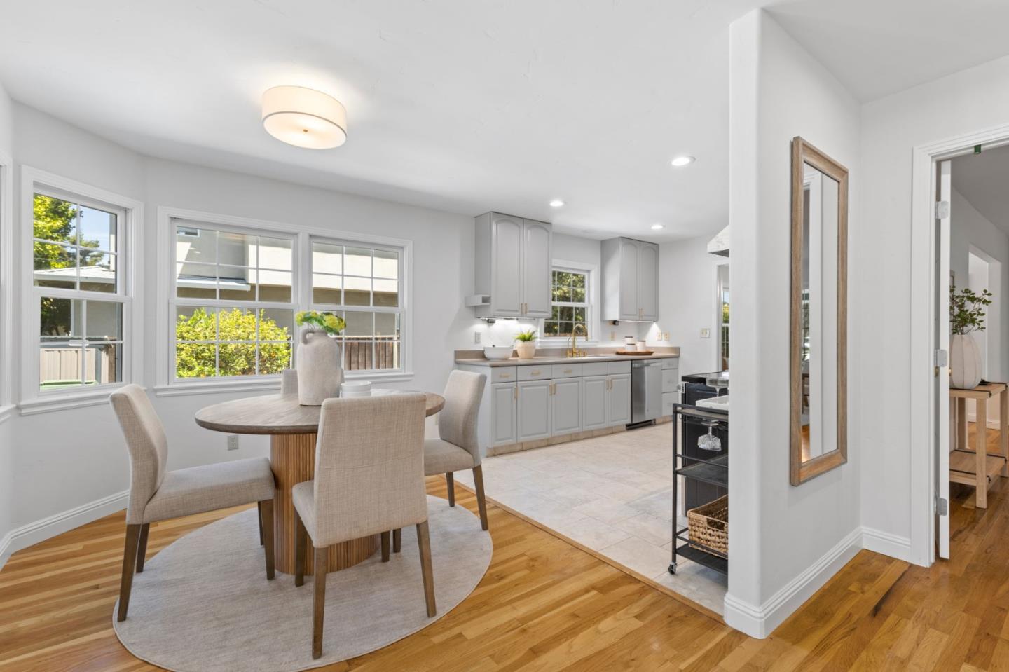 Detail Gallery Image 20 of 84 For 581 Pamlar Ave, San Jose,  CA 95128 - 5 Beds | 3/1 Baths