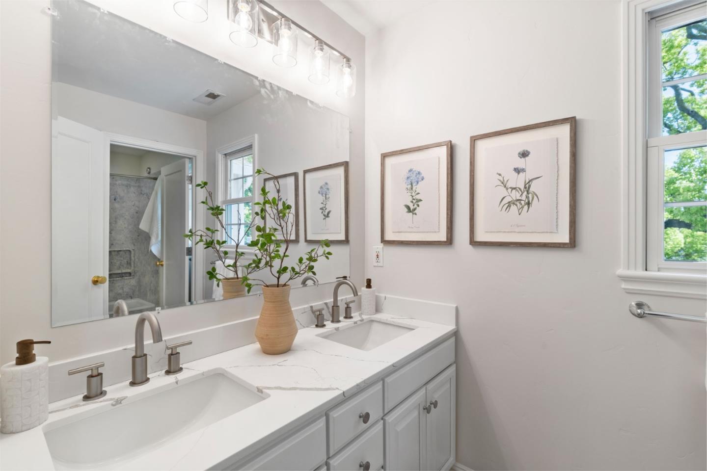 Detail Gallery Image 32 of 84 For 581 Pamlar Ave, San Jose,  CA 95128 - 5 Beds | 3/1 Baths
