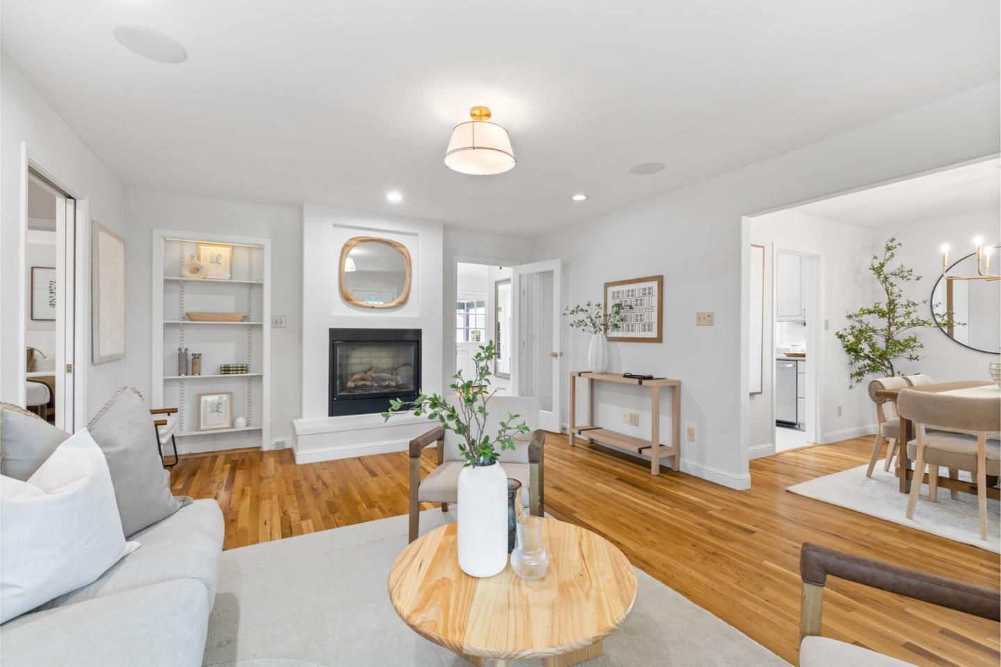Detail Gallery Image 9 of 84 For 581 Pamlar Ave, San Jose,  CA 95128 - 5 Beds | 3/1 Baths