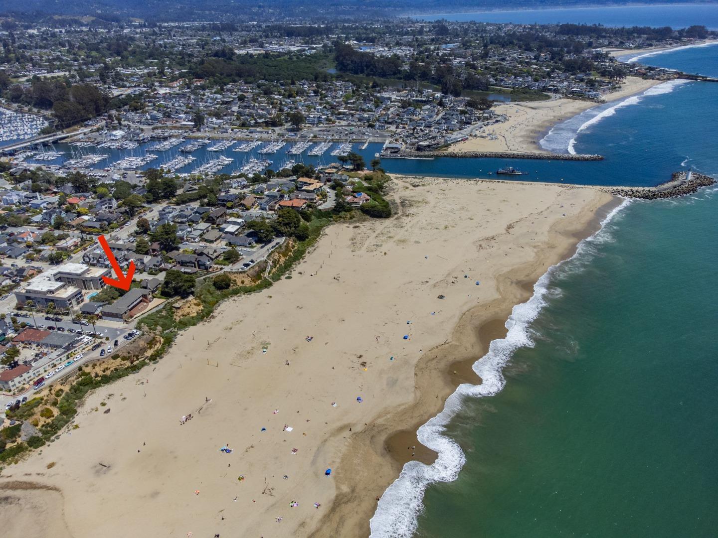 Detail Gallery Image 8 of 11 For 1703 East Cliff Dr, Santa Cruz,  CA 95062 - – Beds | – Baths
