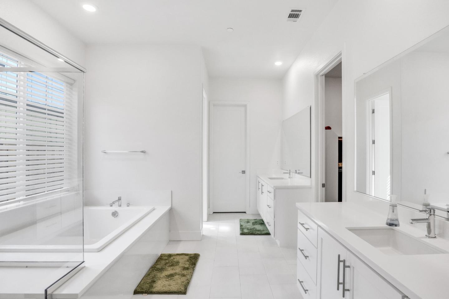 Detail Gallery Image 15 of 45 For 6326 Moser Way, Tracy,  CA 95377 - 4 Beds | 3/1 Baths