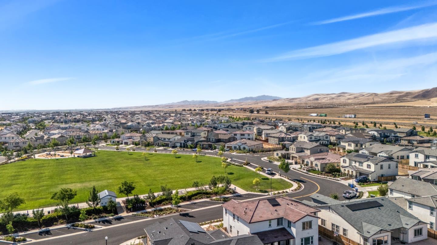 Detail Gallery Image 36 of 45 For 6326 Moser Way, Tracy,  CA 95377 - 4 Beds | 3/1 Baths