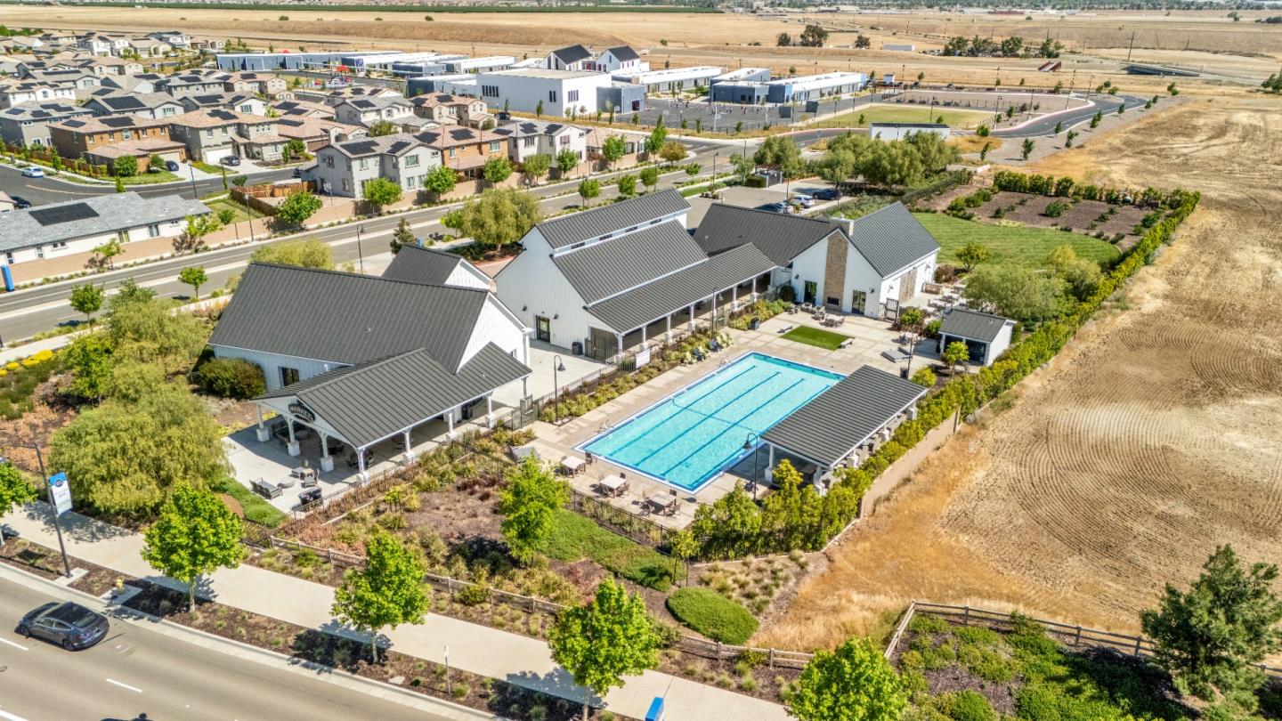 Detail Gallery Image 41 of 45 For 6326 Moser Way, Tracy,  CA 95377 - 4 Beds | 3/1 Baths