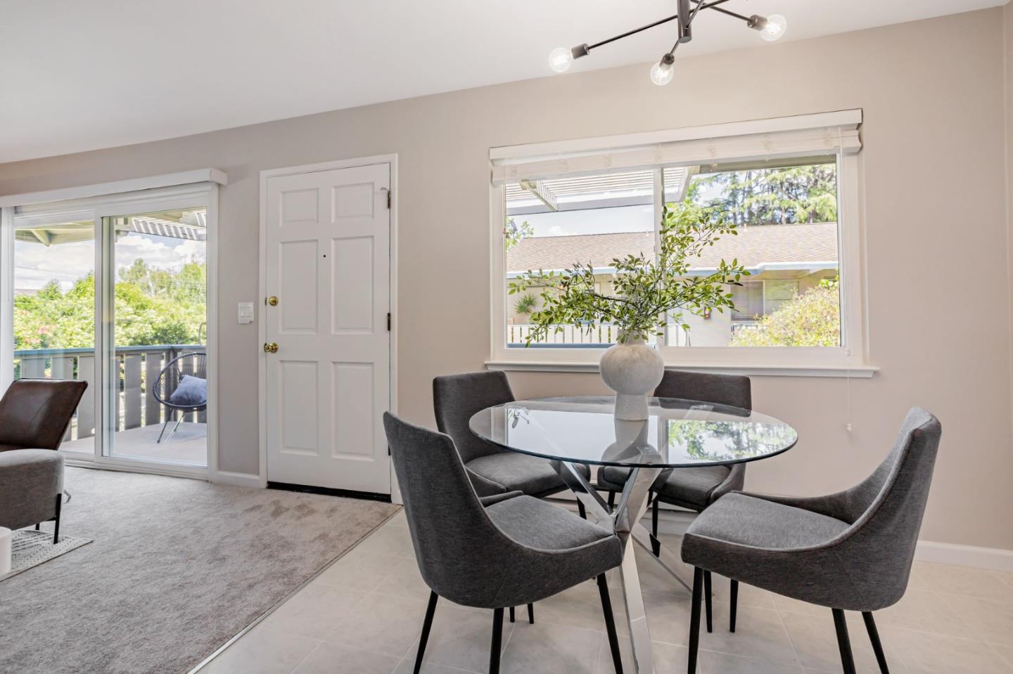 Detail Gallery Image 26 of 59 For 561 Valley Forge Way #4,  Campbell,  CA 95008 - 2 Beds | 1 Baths