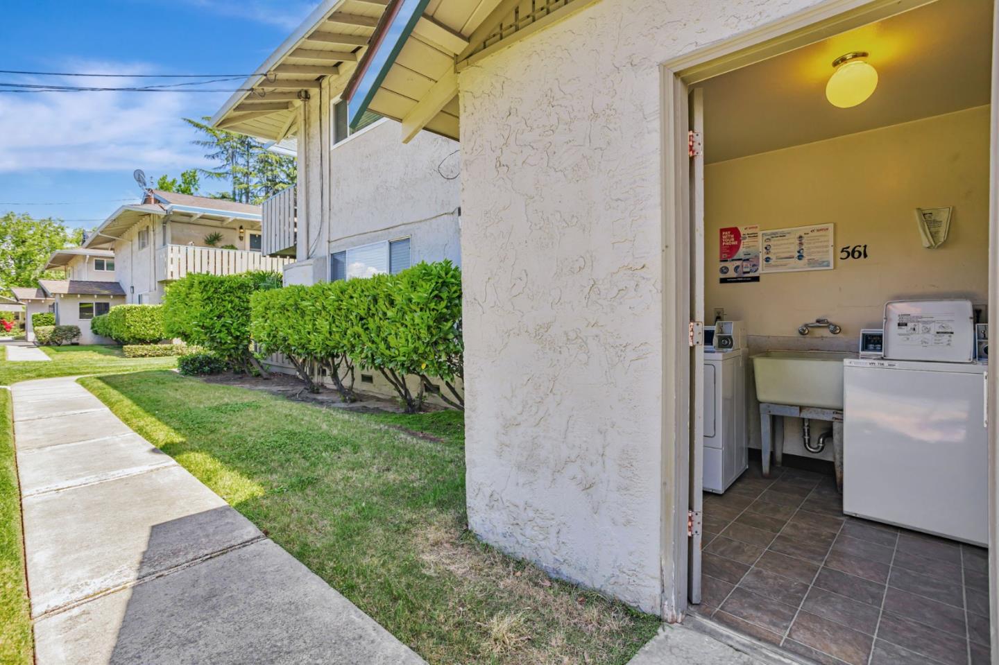 Detail Gallery Image 36 of 59 For 561 Valley Forge Way #4,  Campbell,  CA 95008 - 2 Beds | 1 Baths